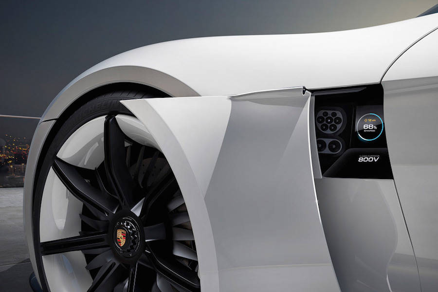 Porsche-Elektrikli-Arac (5)