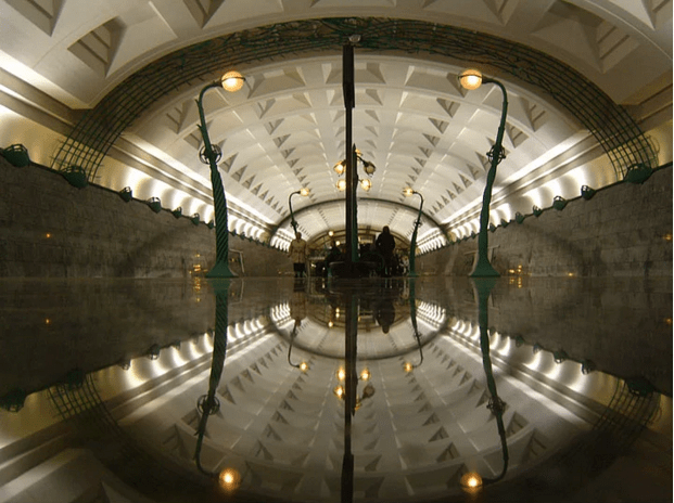 müzeyi-anımsatan-moskova-metrosu-8