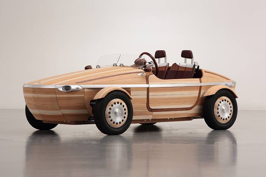 woodelectrictoyota1-900x599