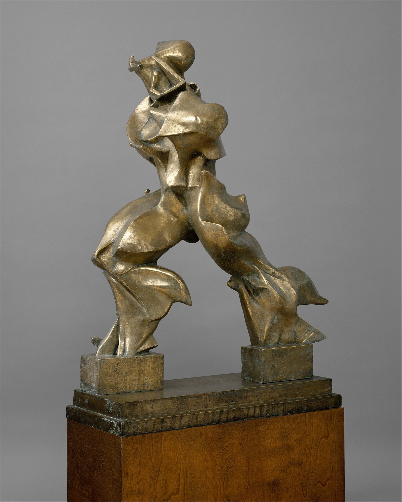 Mekanda Sürekliliğin Benzersiz Biçimleri, Umberto Boccioni, 1913