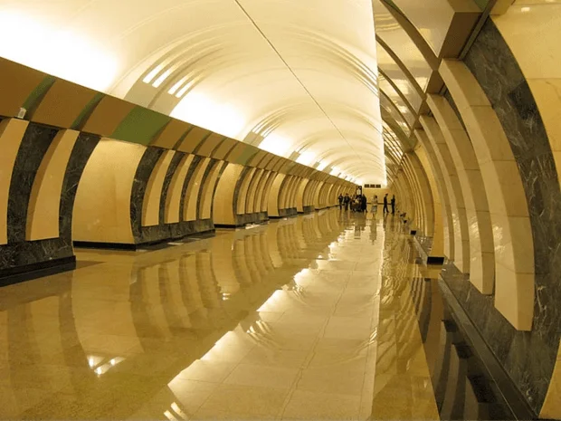 müzeyi-anımsatan-moskova-metrosu